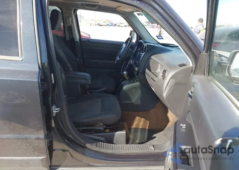 2014 Jeep Patriot Latitude z USA, uszkodzony, nr VIN 1C4NJPFB6ED522541